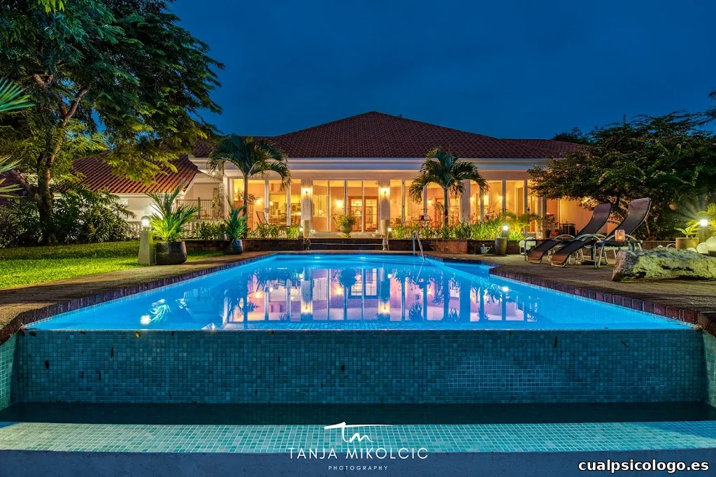 Tanja Mikolcic Photography